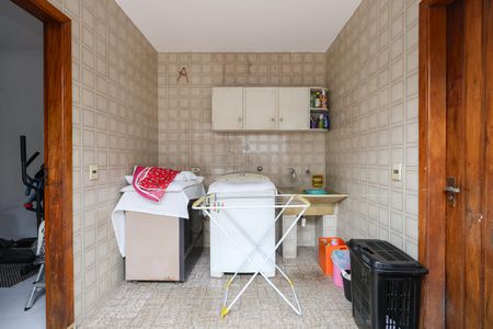 Casa à venda com 275m², 3 quartos e 4 vagasÁrea de Serviço