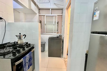 Apartamento para alugar com 70m², 2 quartos e sem vagaCozinha 