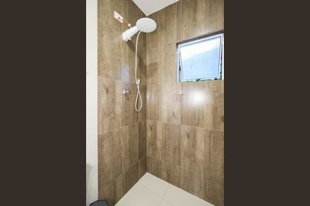 Casa para alugar com 130m², 2 quartos e sem vaga Casa para alugar com 130m², 2 quartos e sem vagaBanheiro da Suíte 2