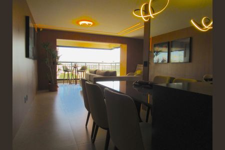 Apartamento à venda com 83m², 2 quartos e 1 vagaSala