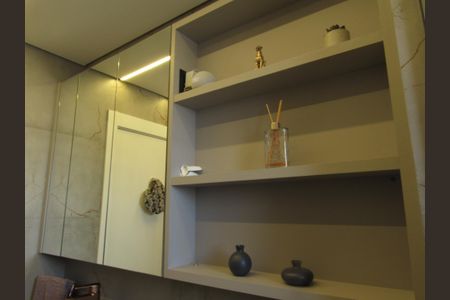 Apartamento à venda com 83m², 2 quartos e 1 vagaBanheiro da Suíte