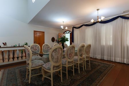 Sala de jantar de casa à venda com 4 quartos, 500m² em Vila Mariza Mazzei, São Paulo