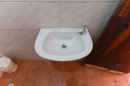 Casa à venda com 500m², 4 quartos e 2 vagasLavabo 1 do salão de festas