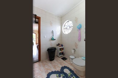 Casa à venda com 500m², 4 quartos e 2 vagasBanheiro da suíte 3