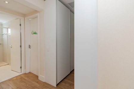 Apartamento à venda com 144m², 3 quartos e 2 vagas Apartamento à venda com 144m², 3 quartos e 2 vagasCorredor