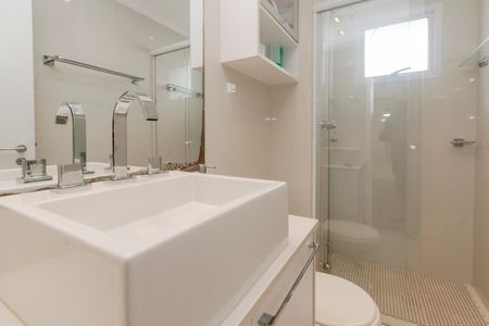 Apartamento à venda com 144m², 3 quartos e 2 vagas Apartamento à venda com 144m², 3 quartos e 2 vagasBanheiro