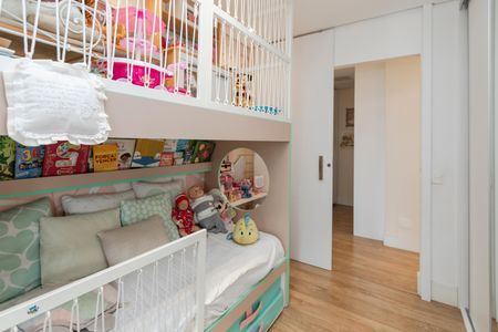 Apartamento à venda com 144m², 3 quartos e 2 vagas Apartamento à venda com 144m², 3 quartos e 2 vagasQuarto 1