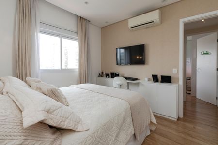 Apartamento à venda com 144m², 3 quartos e 2 vagas Apartamento à venda com 144m², 3 quartos e 2 vagasSuíte