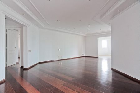 Apartamento para alugar com 4 quartos, 299m² em Santana, São Paulo