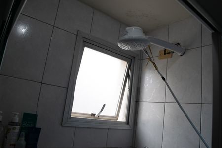 Apartamento à venda com 53m², 2 quartos e 1 vaga Apartamento à venda com 53m², 2 quartos e 1 vagaBanheiro