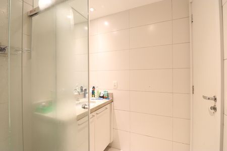 Apartamento à venda com 252m², 4 quartos e 4 vagasBanheiro da Suíte 4