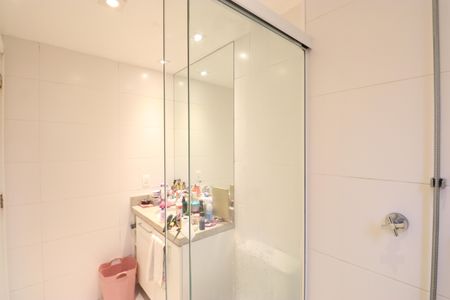 Apartamento à venda com 252m², 4 quartos e 4 vagasBanheiro da Suíte 3