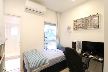 Apartamento à venda com 252m², 4 quartos e 4 vagasSuíte 1