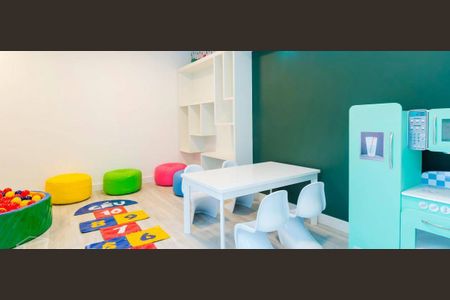 Apartamento à venda com 252m², 4 quartos e 4 vagas Apartamento à venda com 252m², 4 quartos e 4 vagasBrinquedoteca