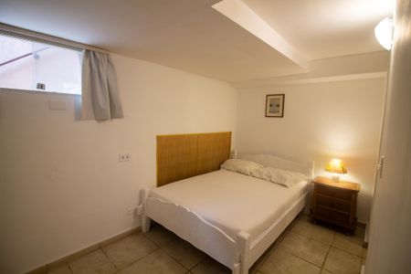 Casa para alugar com 40m², 1 quarto e sem vaga Casa para alugar com 40m², 1 quarto e sem vagaQuarto