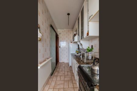 Apartamento à venda com 72m², 2 quartos e 1 vaga Apartamento à venda com 72m², 2 quartos e 1 vagaCozinha e Área de Serviço