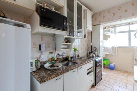 Apartamento à venda com 72m², 2 quartos e 1 vaga Apartamento à venda com 72m², 2 quartos e 1 vagaCozinha e Área de Serviço
