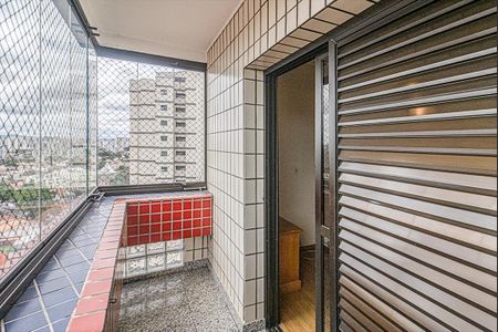 Apartamento à venda com 138m², 2 quartos e 2 vagassacada na suíte_4