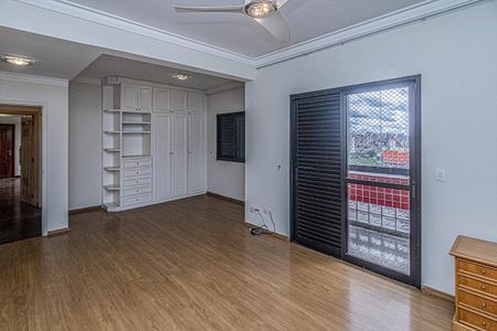 Apartamento à venda com 138m², 2 quartos e 2 vagassuíte_2
