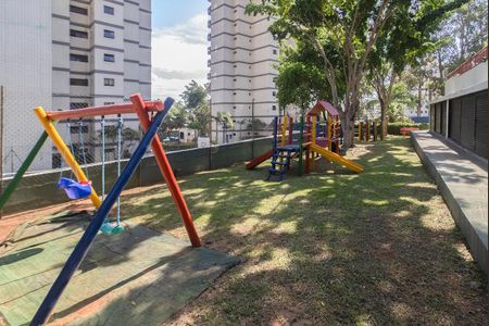 Apartamento à venda com 138m², 2 quartos e 2 vagasplay ground_3