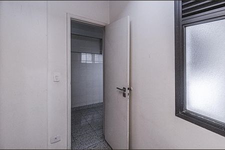 Apartamento à venda com 138m², 2 quartos e 2 vagasquarto de serviço_4