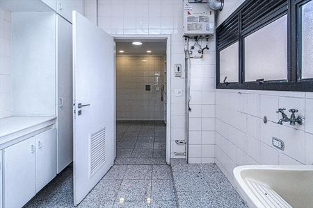 Apartamento à venda com 138m², 2 quartos e 2 vagasárea de serviço_4