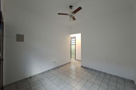Sala de casa de condomínio para alugar com 1 quarto, 57m² em Sítio do Campo, Praia Grande