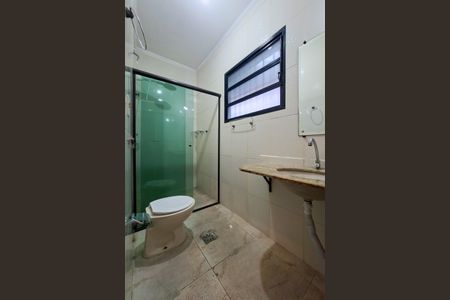 Banheiro  de casa de condomínio para alugar com 1 quarto, 57m² em Sítio do Campo, Praia Grande