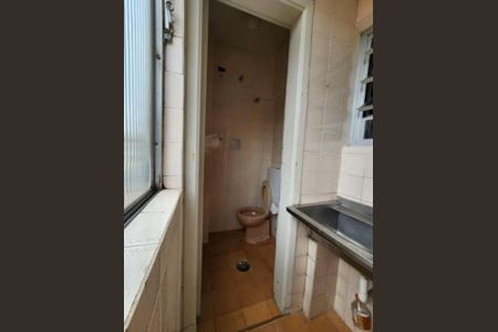 Apartamento para alugar com 110m², 3 quartos e sem vagaBanheiro