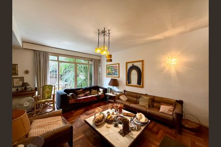 Sala de casa à venda com 3 quartos, 350m² em Campo Belo, São Paulo