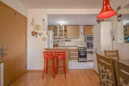 Sala de apartamento à venda com 3 quartos, 68m² em Jardim Carvalho, Porto Alegre