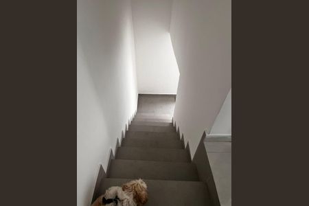 Casa de condomínio para alugar com 140m², 1 quarto e 2 vagasCorredor