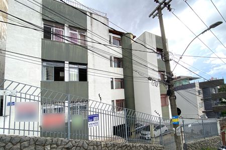 Apartamento à venda com 80m², 2 quartos e 1 vagaFachada