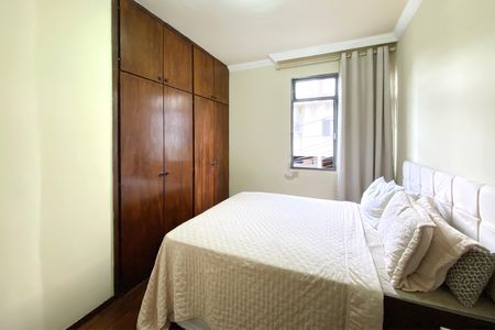 Apartamento à venda com 80m², 2 quartos e 1 vagaQuarto 1