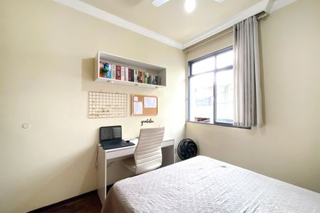 Apartamento à venda com 80m², 2 quartos e 1 vagaQuarto 2