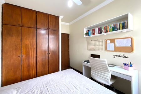 Apartamento à venda com 80m², 2 quartos e 1 vagaQuarto 2