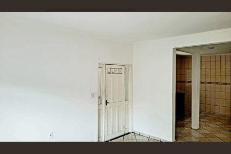 Casa para alugar com 100m², 2 quartos e 4 vagas Casa para alugar com 100m², 2 quartos e 4 vagasSala