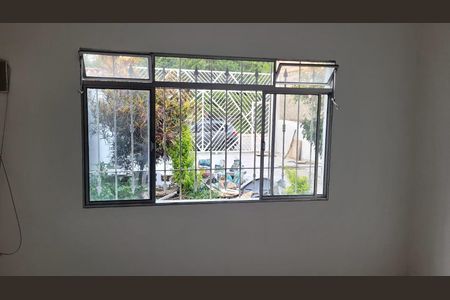 Casa para alugar com 100m², 2 quartos e 4 vagas Casa para alugar com 100m², 2 quartos e 4 vagasSala