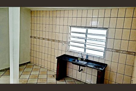 Casa para alugar com 100m², 2 quartos e 4 vagas Casa para alugar com 100m², 2 quartos e 4 vagasCozinha