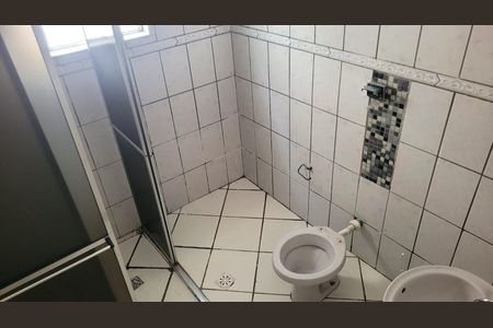 Casa para alugar com 100m², 2 quartos e 4 vagas Casa para alugar com 100m², 2 quartos e 4 vagasBanheiro