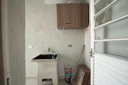 Casa para alugar com 40m², 1 quarto e 1 vagaÁrea de Serviço