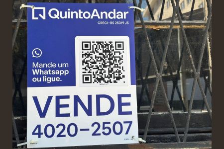 Casa à venda com 264m², 3 quartos e sem vaga Casa à venda com 264m², 3 quartos e sem vagaPlaquinha Instalada código KEFI-146