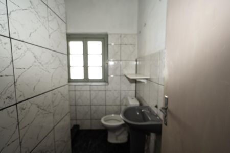 Casa à venda com 264m², 3 quartos e sem vaga Casa à venda com 264m², 3 quartos e sem vagaBanheiro