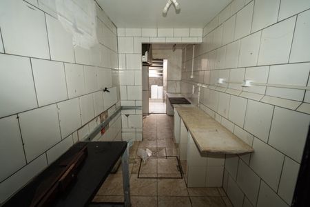 Casa à venda com 264m², 3 quartos e sem vaga Casa à venda com 264m², 3 quartos e sem vagaCozinha