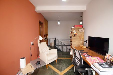 Casa para alugar com 340m², 4 quartos e 4 vagas