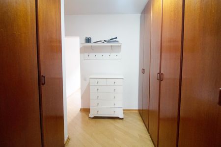 Casa para alugar com 340m², 4 quartos e 4 vagas