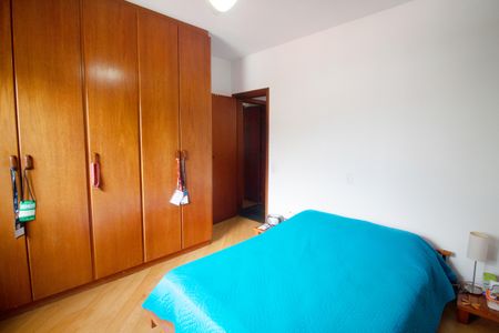 Casa para alugar com 340m², 4 quartos e 4 vagas