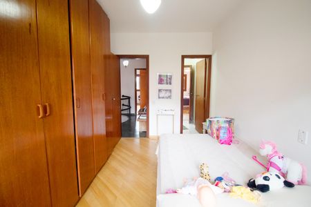 Casa para alugar com 340m², 4 quartos e 4 vagas