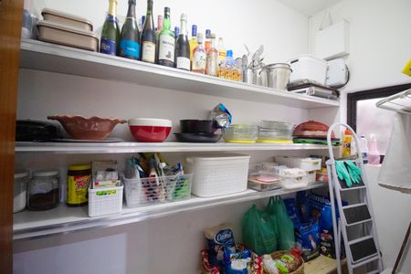 Casa para alugar com 340m², 4 quartos e 4 vagas