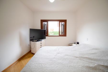 Casa para alugar com 340m², 4 quartos e 4 vagas